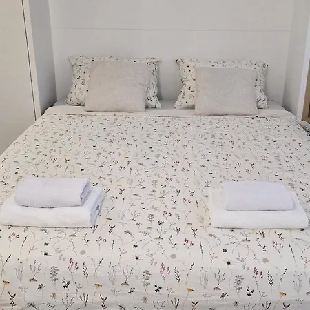 Apartment Alfa *