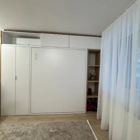 Alfa Apartment *